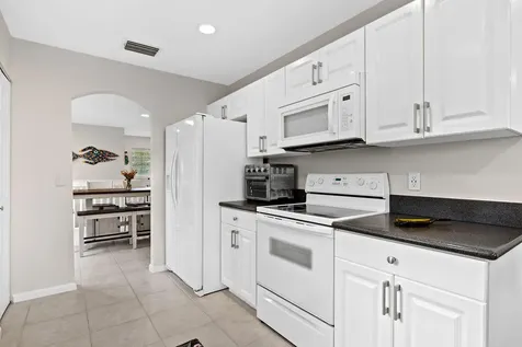 8050 Aberdeen Drive Boynton Beach FL 33472