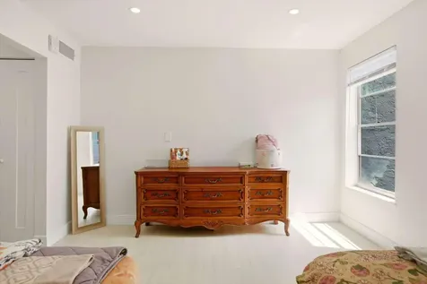 16750 NE 10th Avenue North Miami Beach FL 33162
