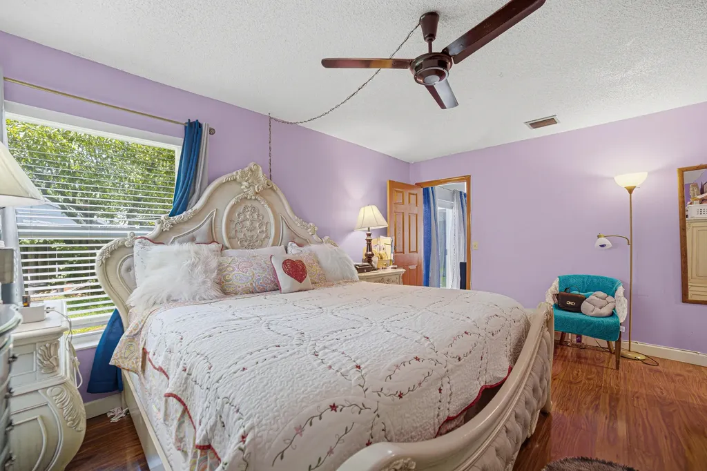 3517 NW 73rd Way NW Coral Springs FL 33065
