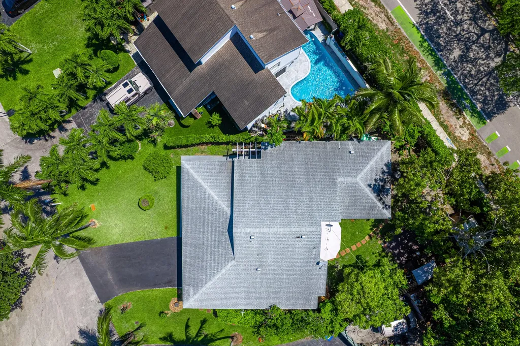 3517 NW 73rd Way NW Coral Springs FL 33065