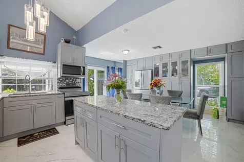 3517 NW 73rd Way NW Coral Springs FL 33065