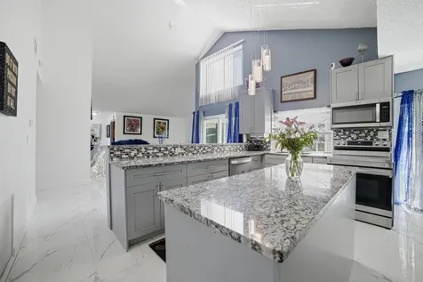 3517 NW 73rd Way NW Coral Springs FL 33065