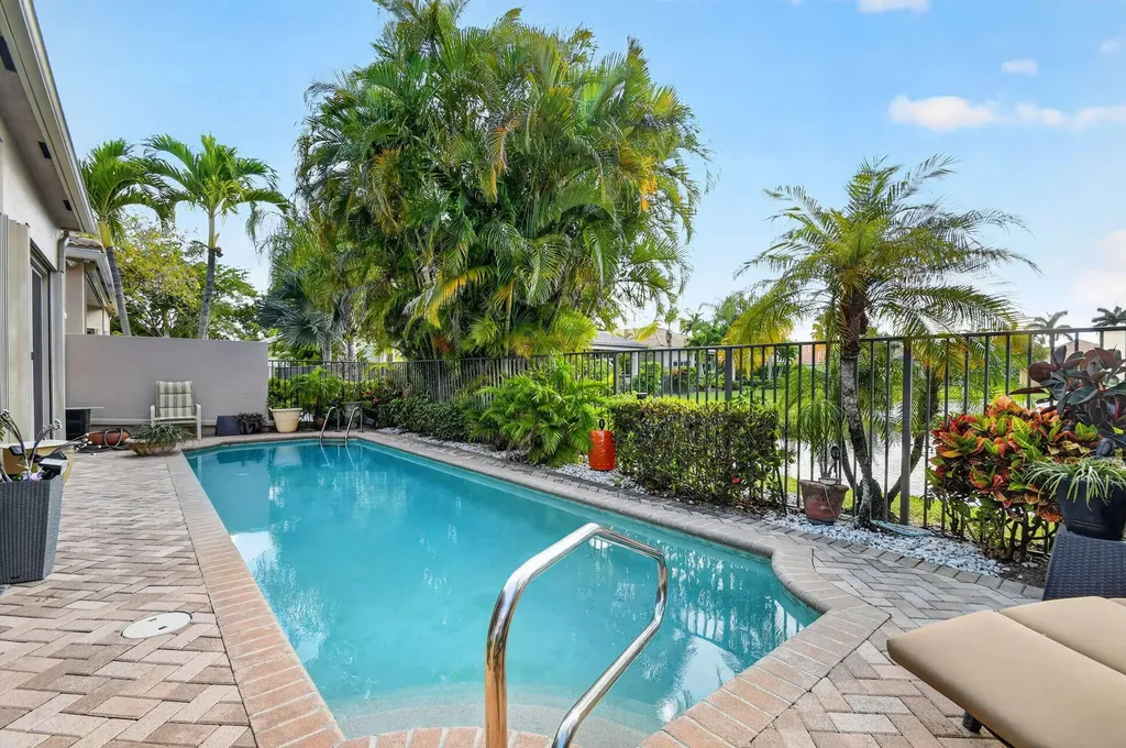 3909 Netherlee Way Lake Worth FL 33449
