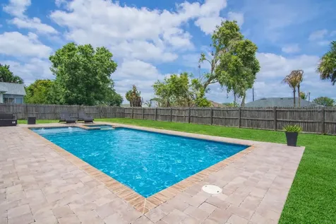 825 SW Koler Avenue Port St Lucie FL 34953