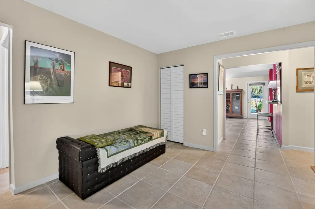 8353 Huntsman Place Boca Raton FL 33433