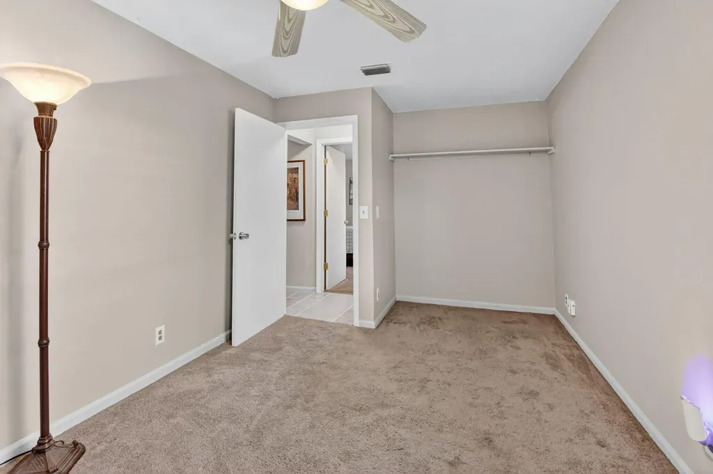 8353 Huntsman Place Boca Raton FL 33433
