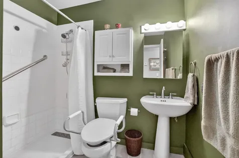 8353 Huntsman Place Boca Raton FL 33433