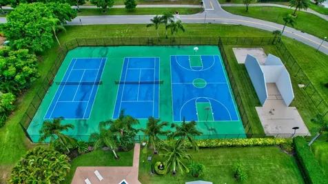 8353 Huntsman Place Boca Raton FL 33433