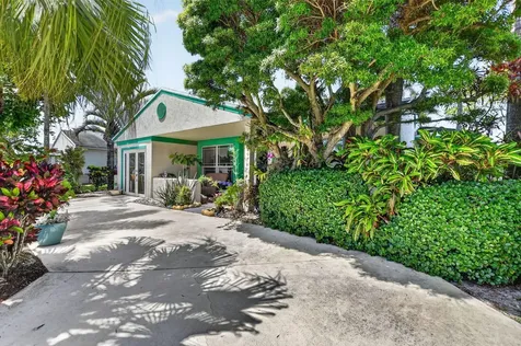 8353 Huntsman Place Boca Raton FL 33433