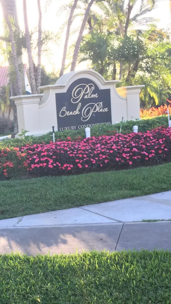 1581 Windorah Way Royal Palm Beach FL 33411