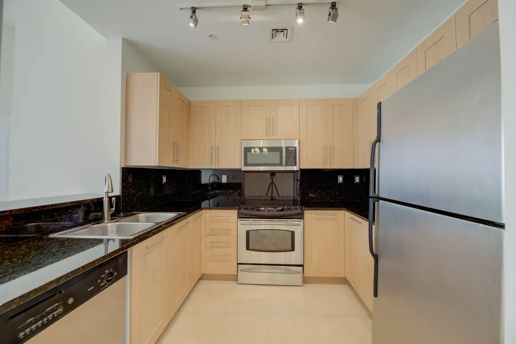 511 SE 5th Avenue Fort Lauderdale FL 33301