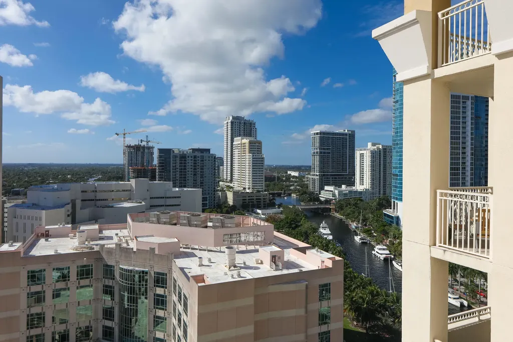511 SE 5th Avenue Fort Lauderdale FL 33301