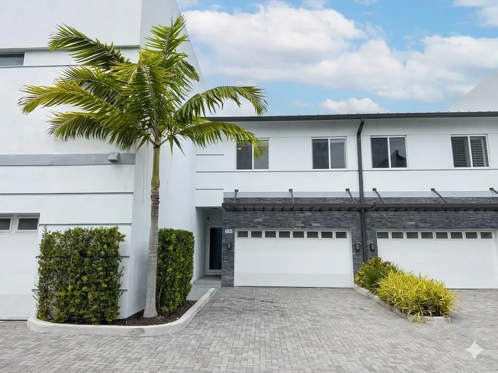 1114 NE 14th Avenue Fort Lauderdale FL 33304