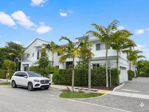 1114 NE 14th Avenue Fort Lauderdale FL 33304