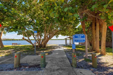 6197 SE Riverboat Drive Stuart FL 34997