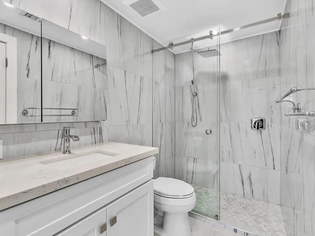 3300 NE 36th Street Fort Lauderdale FL 33308