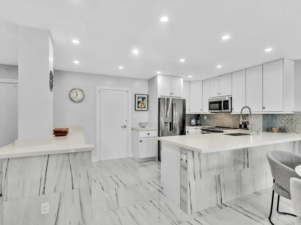 3300 NE 36th Street Fort Lauderdale FL 33308