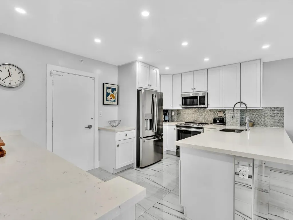 3300 NE 36th Street Fort Lauderdale FL 33308