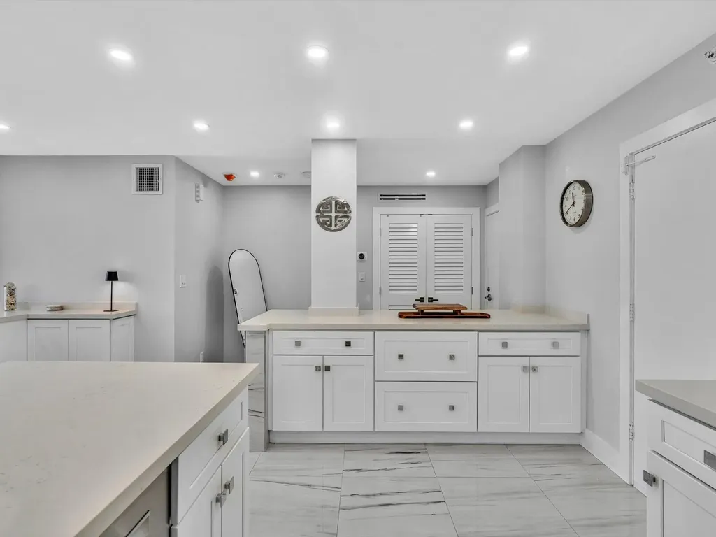 3300 NE 36th Street Fort Lauderdale FL 33308