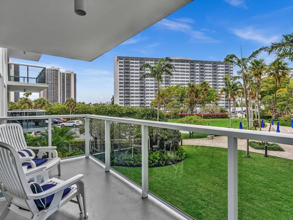 3300 NE 36th Street Fort Lauderdale FL 33308