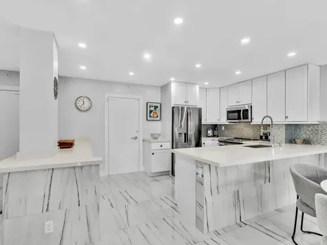 3300 NE 36th Street Fort Lauderdale FL 33308