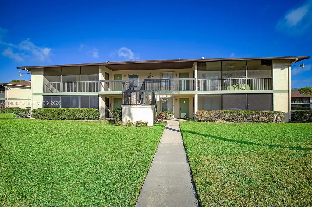 6327 Chasewood Drive Jupiter FL 33458