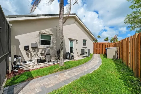 1905 NW 78th Avenue Margate FL 33063