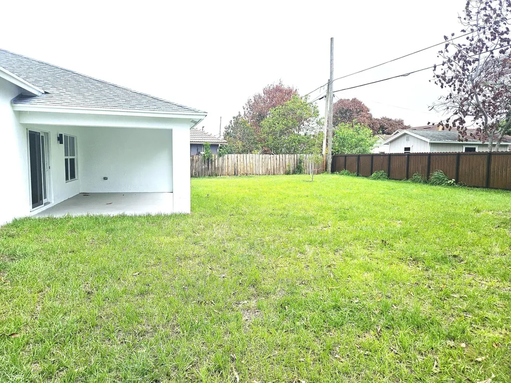 758 SW Mccoy Avenue Port St Lucie FL 34953