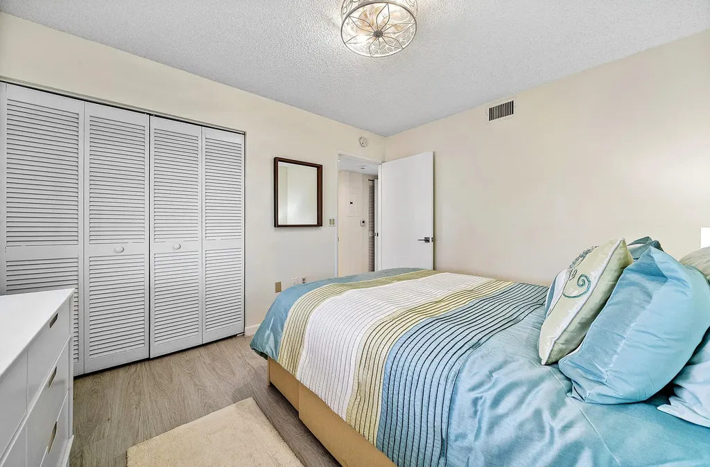 6065 Pointe Regal Circle Delray Beach FL 33484