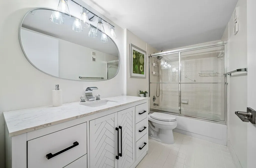 6065 Pointe Regal Circle Delray Beach FL 33484