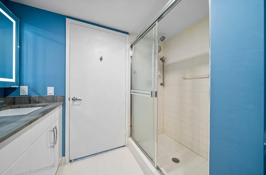 6065 Pointe Regal Circle Delray Beach FL 33484