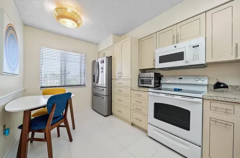 6065 Pointe Regal Circle Delray Beach FL 33484