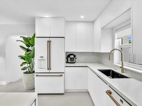 209 NE 27th Drive Wilton Manors FL 33334