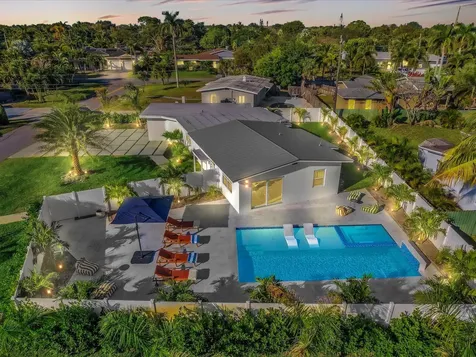 209 NE 27th Drive Wilton Manors FL 33334