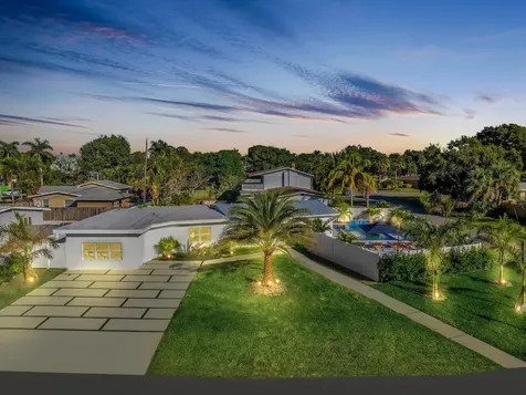 209 NE 27th Drive Wilton Manors FL 33334