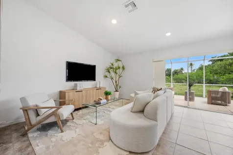 18219 SW 3rd Street Pembroke Pines FL 33029
