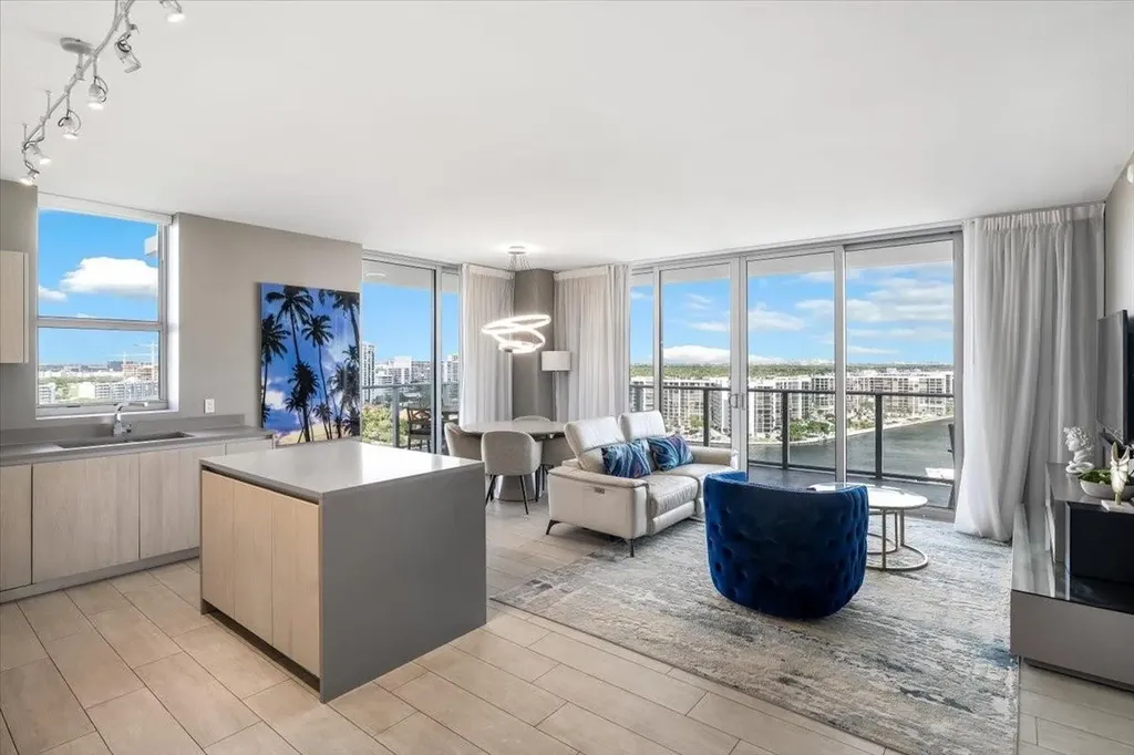 4010 S Ocean Drive Hollywood FL 33019