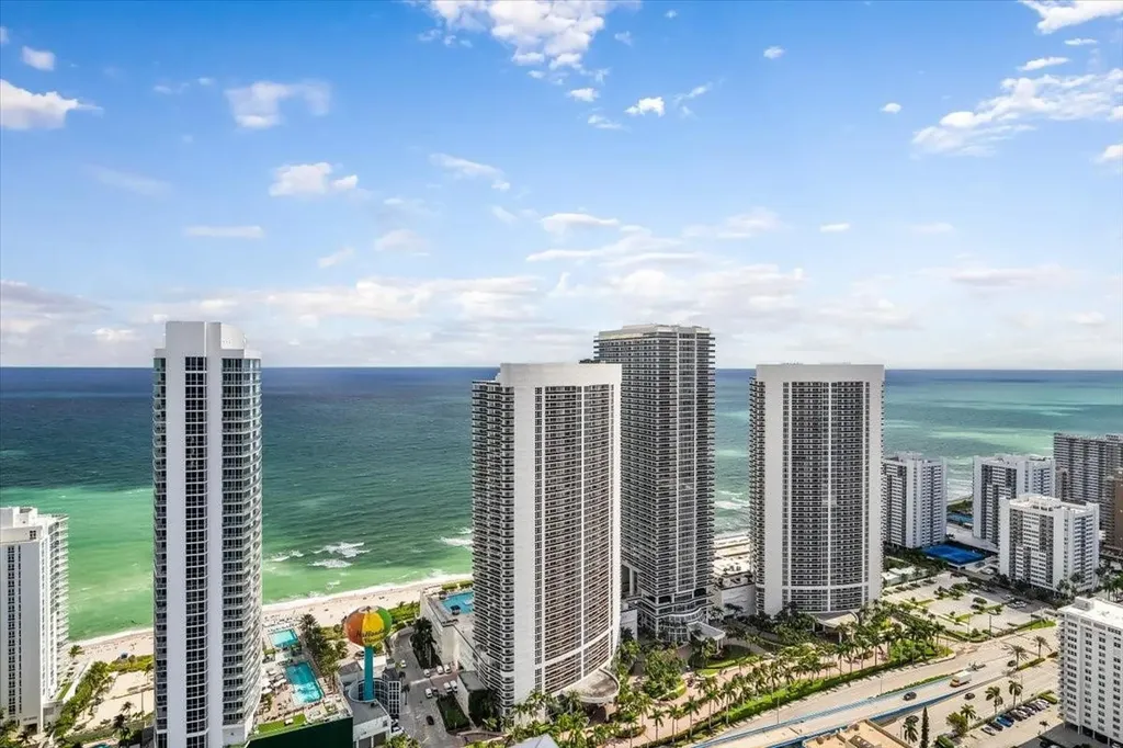 4010 S Ocean Drive Hollywood FL 33019