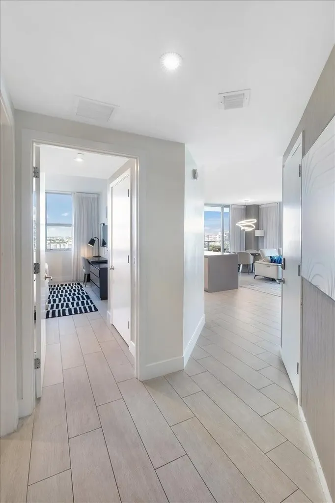 4010 S Ocean Drive Hollywood FL 33019