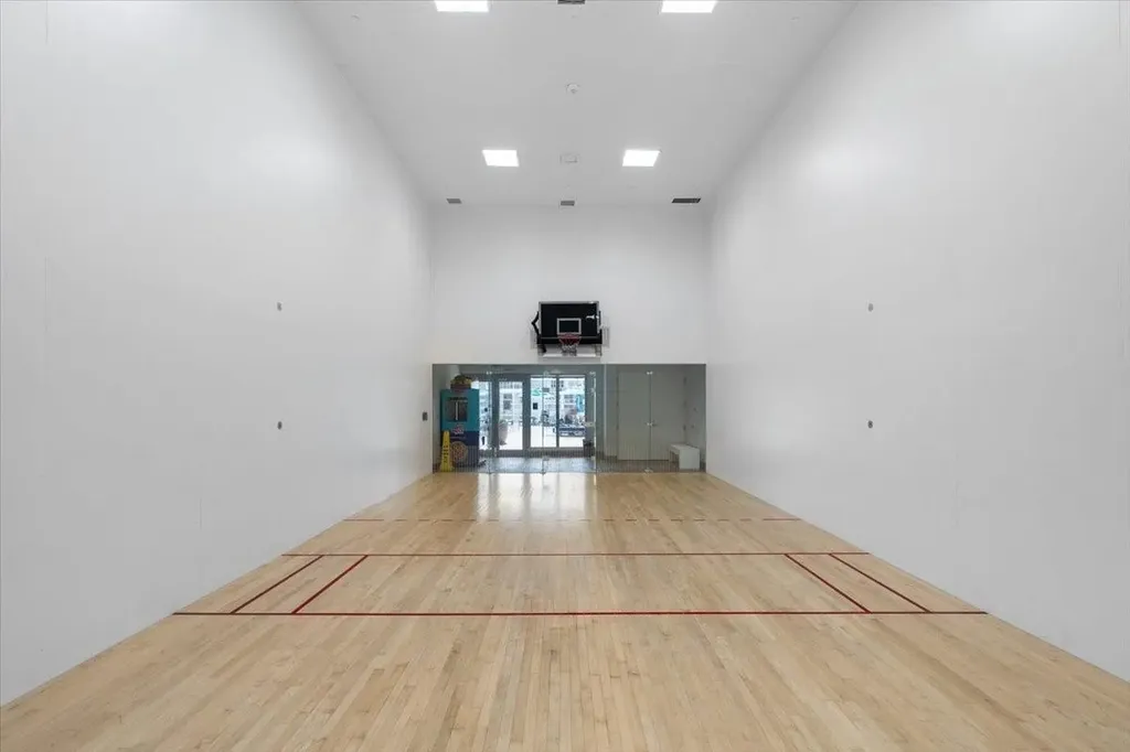 4010 S Ocean Drive Hollywood FL 33019