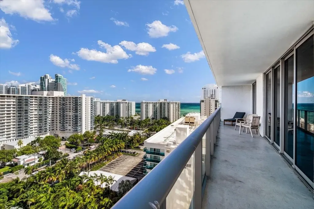 4010 S Ocean Drive Hollywood FL 33019