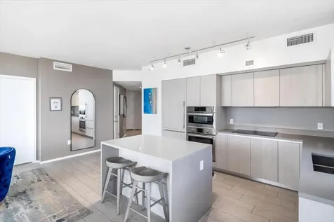 4010 S Ocean Drive Hollywood FL 33019