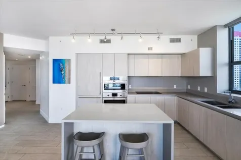 4010 S Ocean Drive Hollywood FL 33019