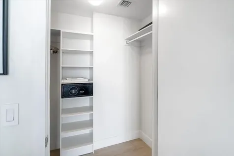 4010 S Ocean Drive Hollywood FL 33019