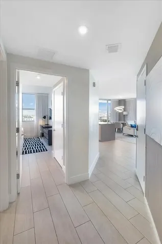 4010 S Ocean Drive Hollywood FL 33019