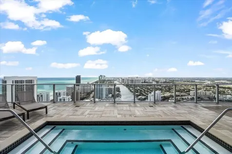4010 S Ocean Drive Hollywood FL 33019