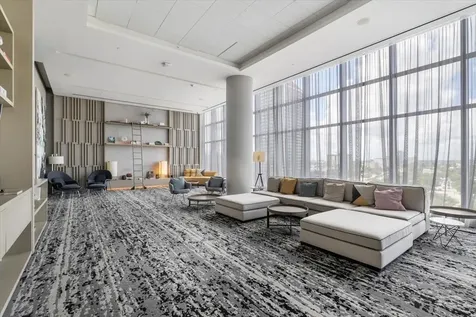 4010 S Ocean Drive Hollywood FL 33019
