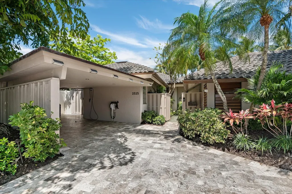 2525 Barcelona Drive Fort Lauderdale FL 33301