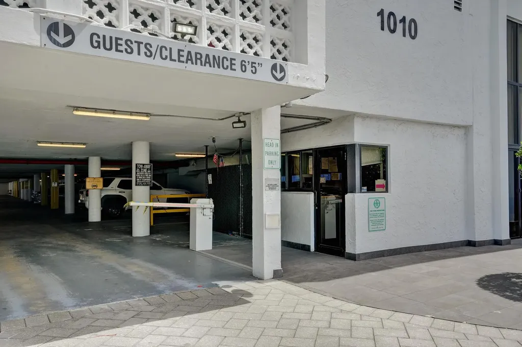 1010 S Ocean Boulevard Pompano Beach FL 33062