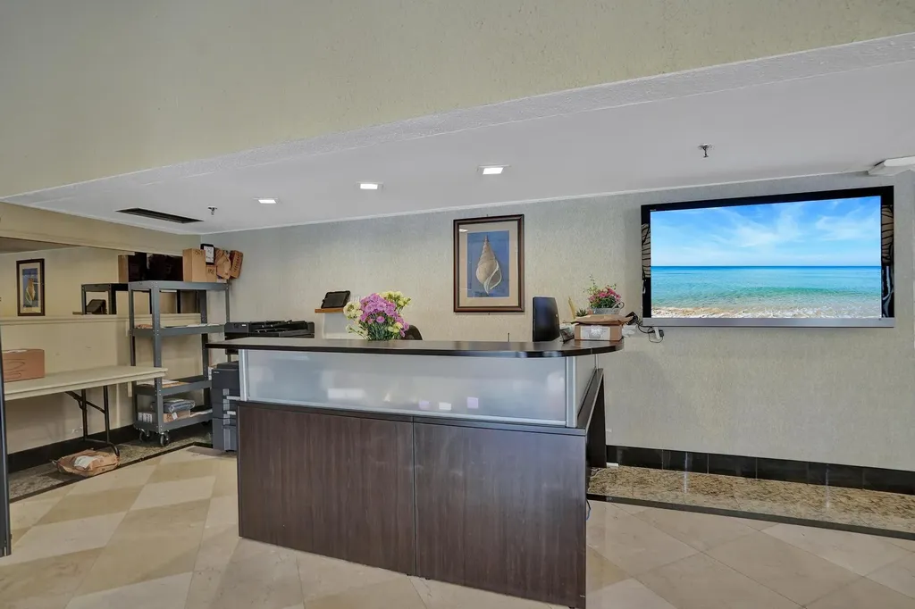 1010 S Ocean Boulevard Pompano Beach FL 33062